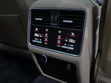 2023 Porsche Cayenne с пробегом 40 915 км