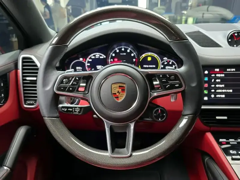 2023 Porsche Cayenne с пробегом 31 587 км
