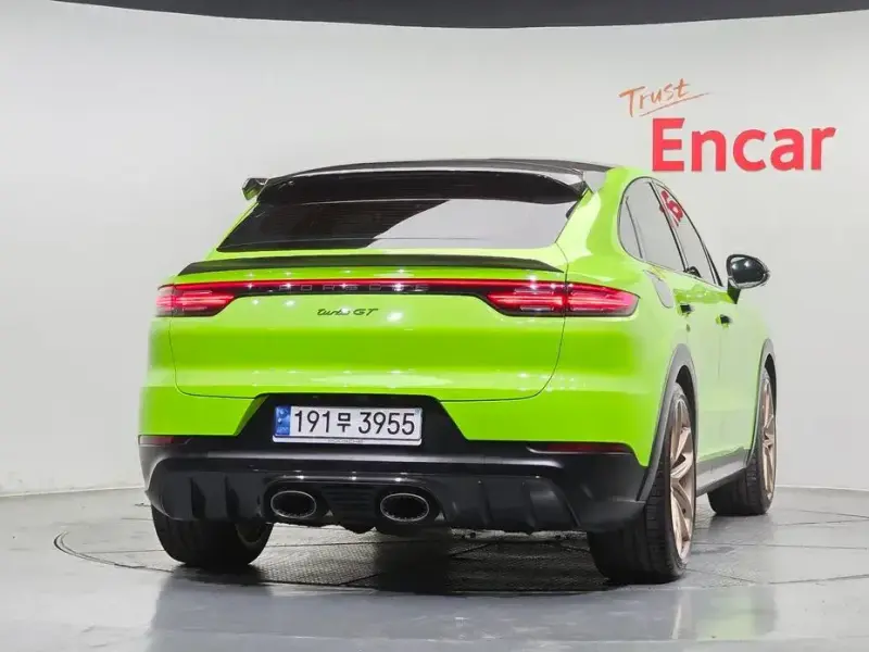 2022 Porsche Cayenne с пробегом 49 130 км