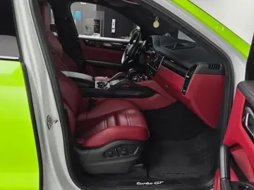 2022 Porsche Cayenne с пробегом 49 130 км