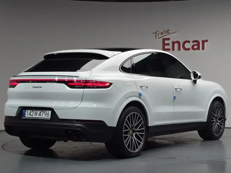 2023 Porsche Cayenne с пробегом 52 978 км