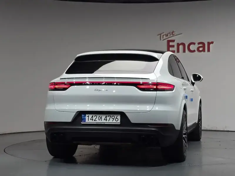 2023 Porsche Cayenne с пробегом 52 978 км