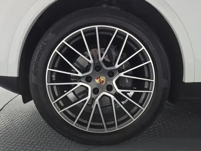 2023 Porsche Cayenne с пробегом 52 978 км