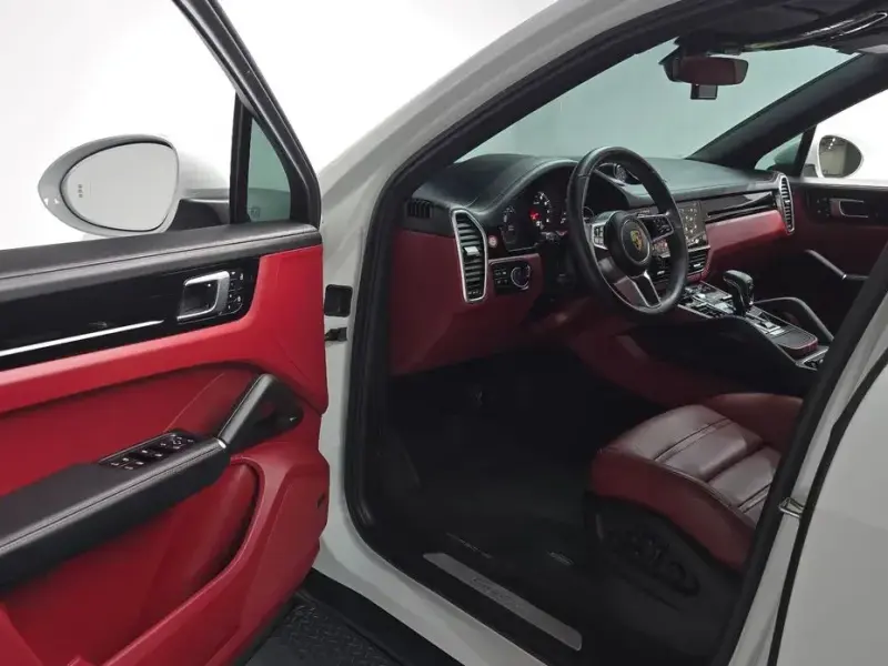 2023 Porsche Cayenne с пробегом 52 978 км