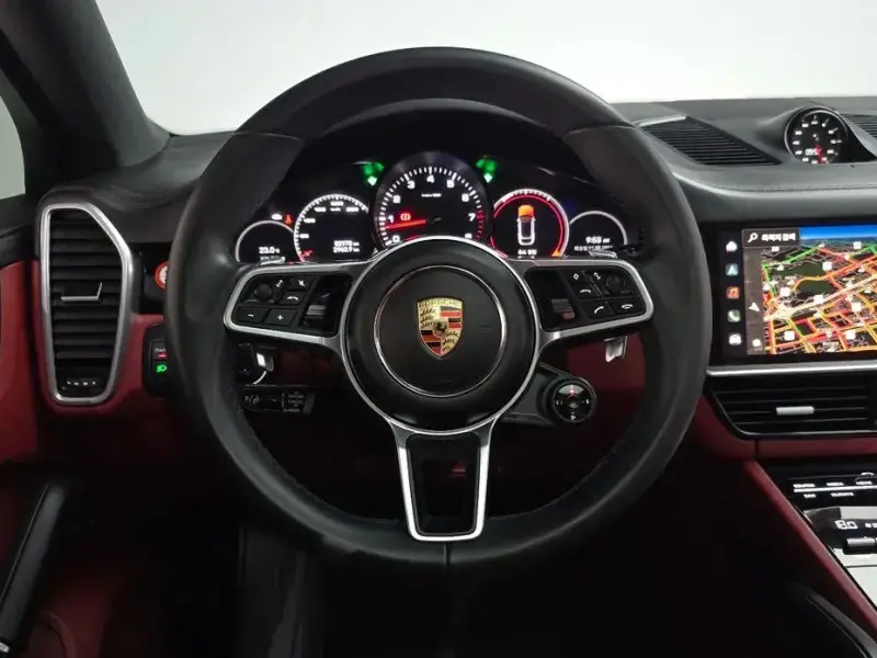 2023 Porsche Cayenne с пробегом 52 978 км