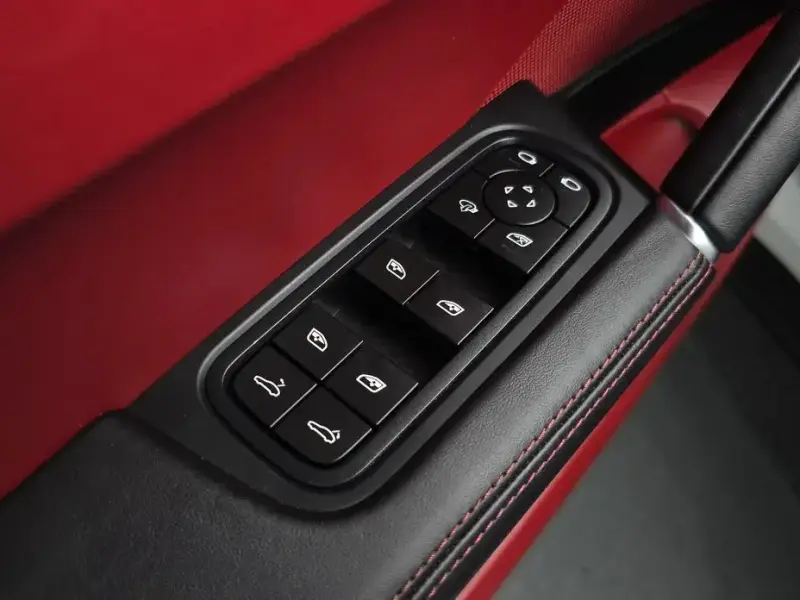 2023 Porsche Cayenne с пробегом 52 978 км
