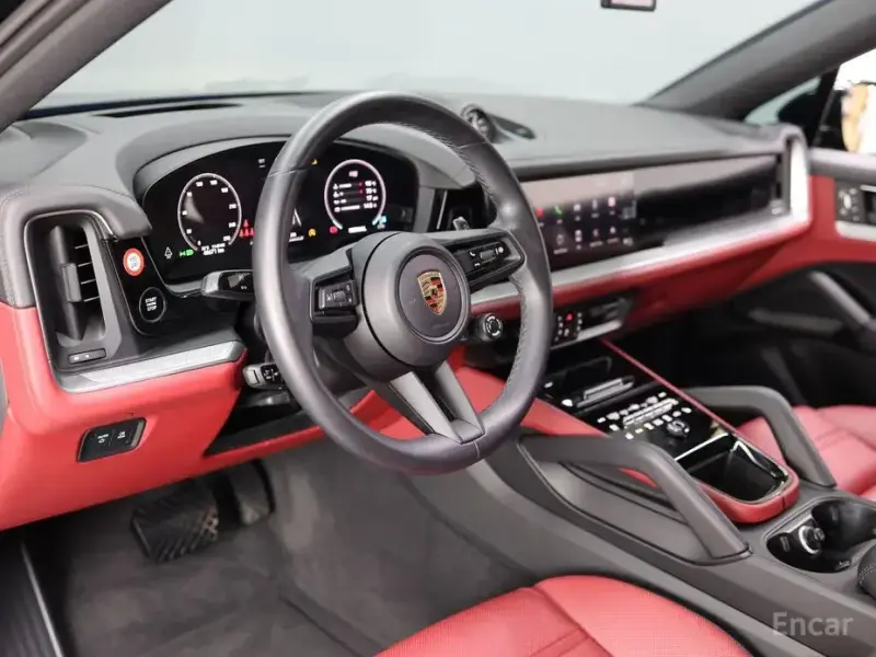 2023 Porsche Cayenne с пробегом 48 680 км