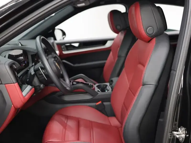 2023 Porsche Cayenne с пробегом 48 680 км