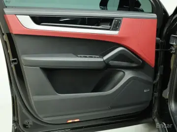 2023 Porsche Cayenne с пробегом 48 680 км