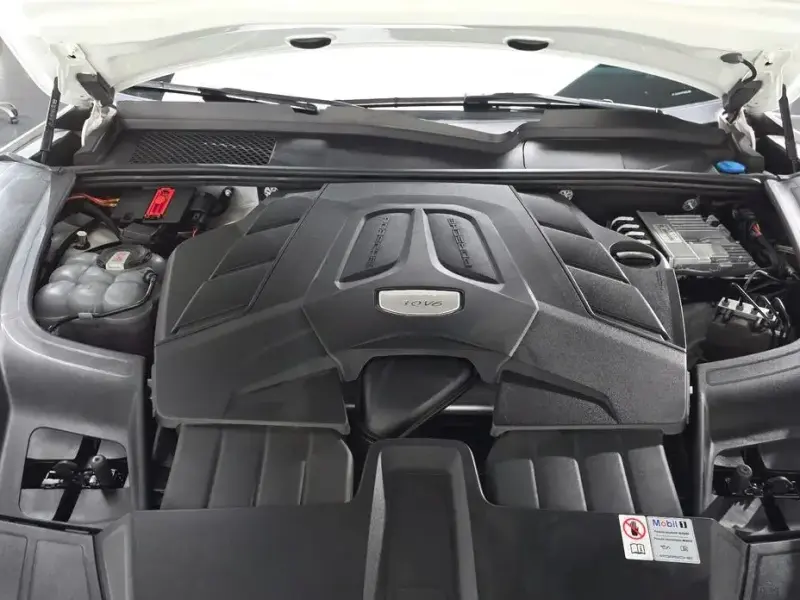 2023 Porsche Cayenne с пробегом 51 897 км