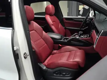2023 Porsche Cayenne с пробегом 51 897 км