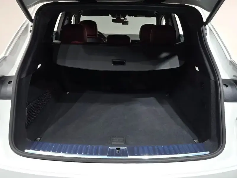 2023 Porsche Cayenne с пробегом 51 897 км