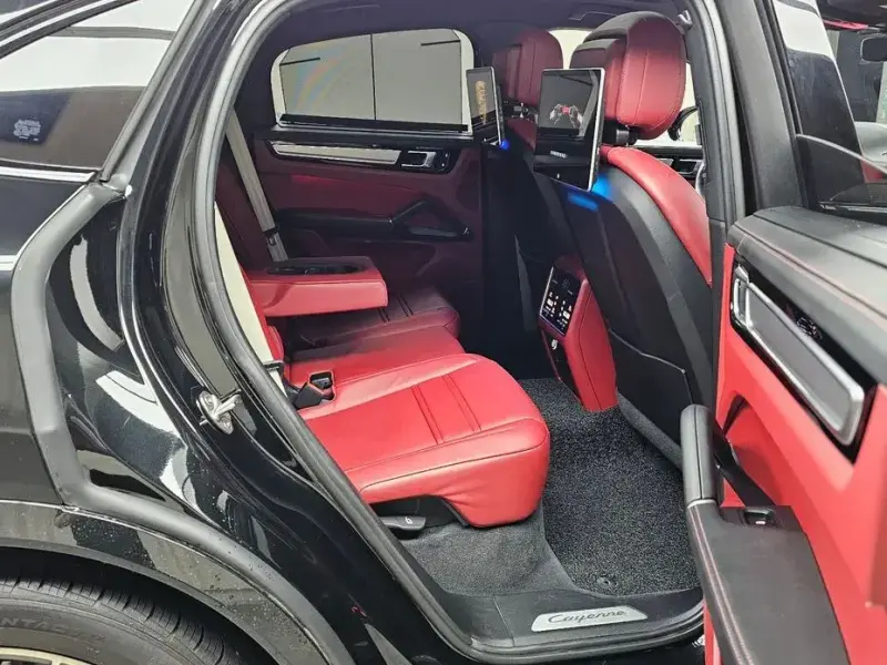 2023 Porsche Cayenne с пробегом 30 149 км