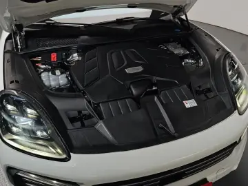 2023 Porsche Cayenne с пробегом 29 102 км