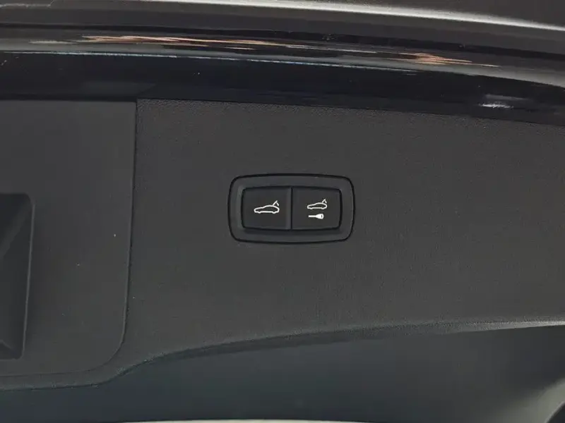 2023 Porsche Cayenne с пробегом 30 149 км