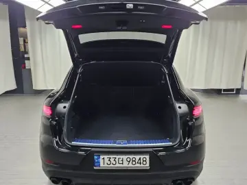 2023 Porsche Cayenne с пробегом 30 149 км