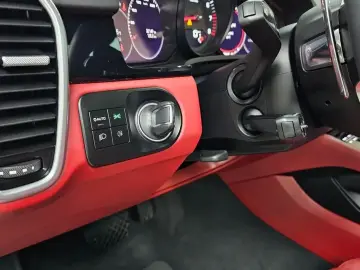 2023 Porsche Cayenne с пробегом 30 149 км