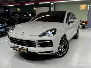 2022 Porsche Cayenne с пробегом 45 109 км