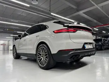 2022 Porsche Cayenne с пробегом 45 109 км