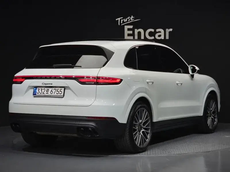2023 Porsche Cayenne с пробегом 16 256 км