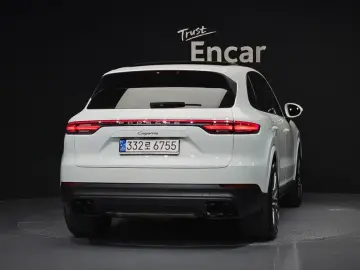 2023 Porsche Cayenne с пробегом 16 256 км