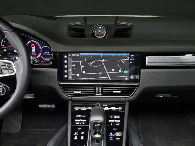 2023 Porsche Cayenne с пробегом 16 256 км