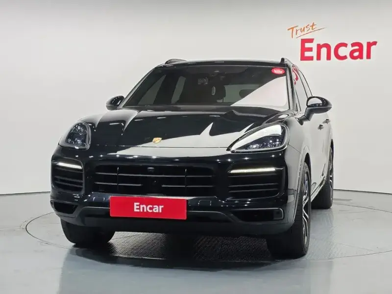 2023 Porsche Cayenne с пробегом 57 555 км