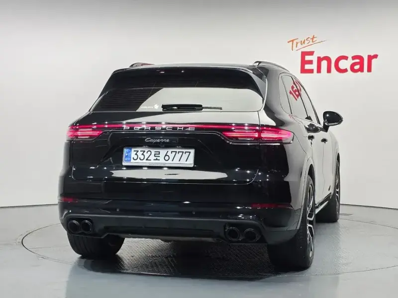 2023 Porsche Cayenne с пробегом 57 555 км