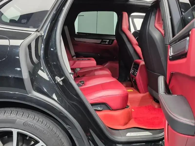 2023 Porsche Cayenne с пробегом 57 555 км
