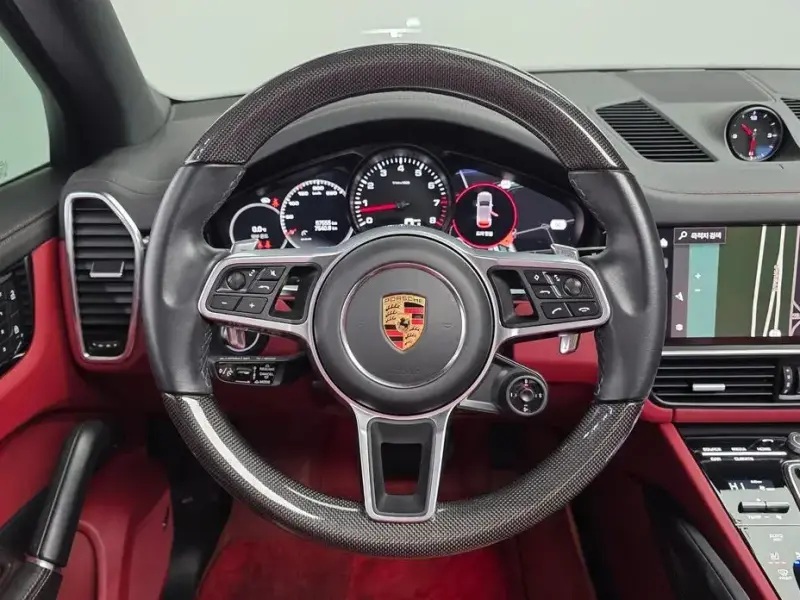 2023 Porsche Cayenne с пробегом 57 555 км