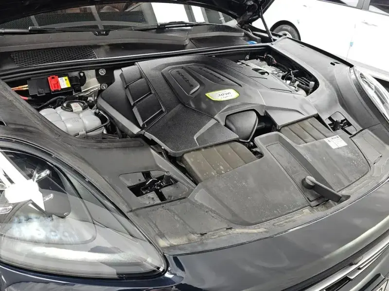 2022 Porsche Cayenne с пробегом 52 372 км