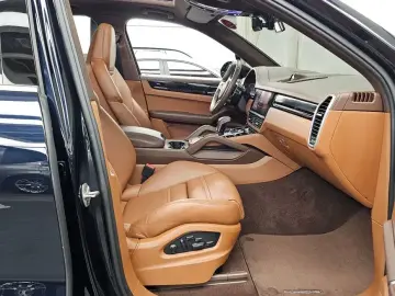 2022 Porsche Cayenne с пробегом 52 372 км