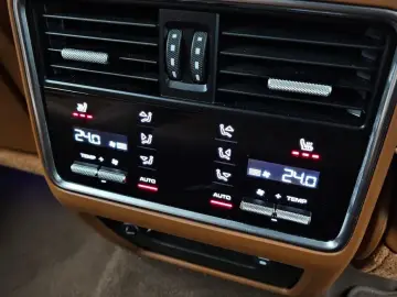 2022 Porsche Cayenne с пробегом 52 372 км