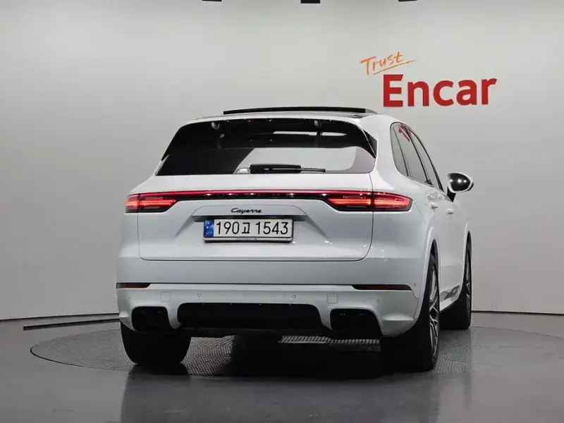 2023 Porsche Cayenne с пробегом 56 862 км