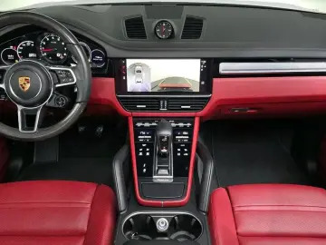 2023 Porsche Cayenne с пробегом 56 862 км