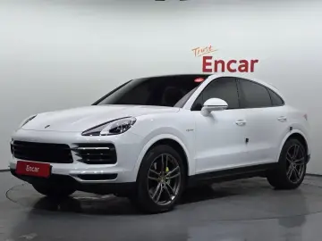 2023 Porsche Cayenne с пробегом 19 233 км