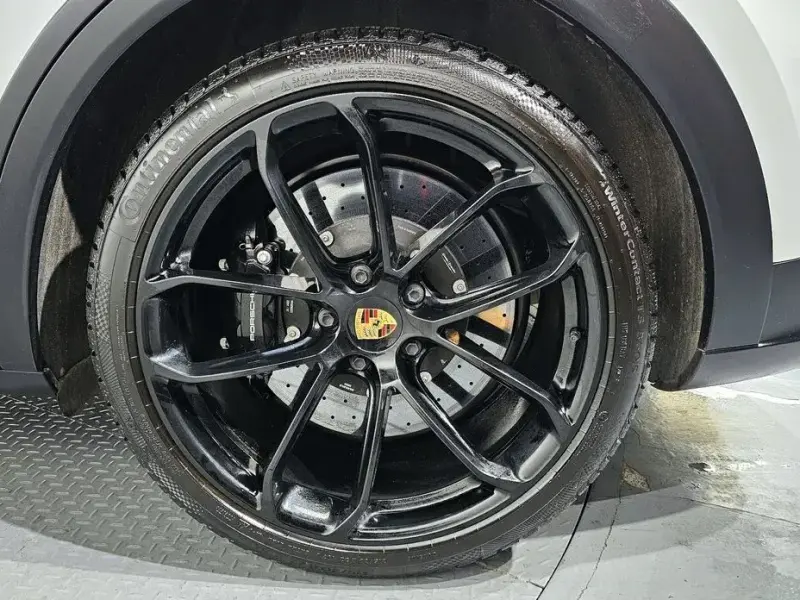 2023 Porsche Cayenne с пробегом 53 025 км