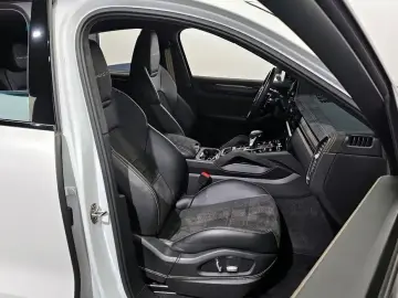 2023 Porsche Cayenne с пробегом 53 025 км