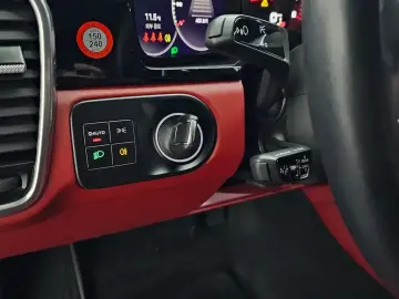 2023 Porsche Cayenne с пробегом 52 754 км