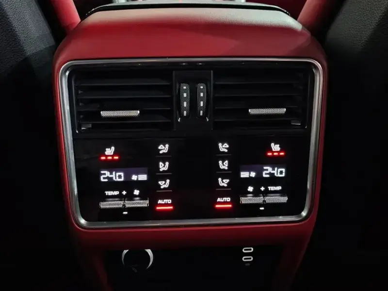 2023 Porsche Cayenne с пробегом 52 754 км