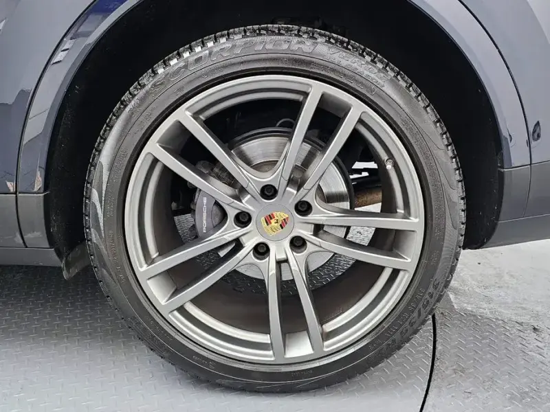 2022 Porsche Cayenne с пробегом 46 164 км