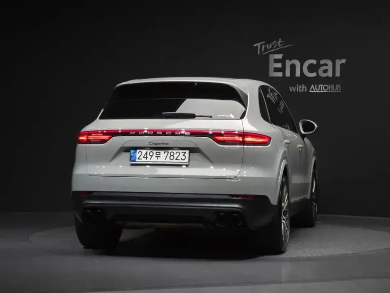 2023 Porsche Cayenne с пробегом 55 135 км
