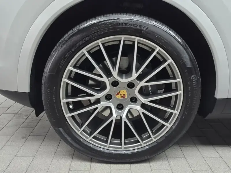 2023 Porsche Cayenne с пробегом 55 135 км
