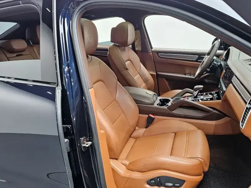 2022 Porsche Cayenne с пробегом 46 164 км