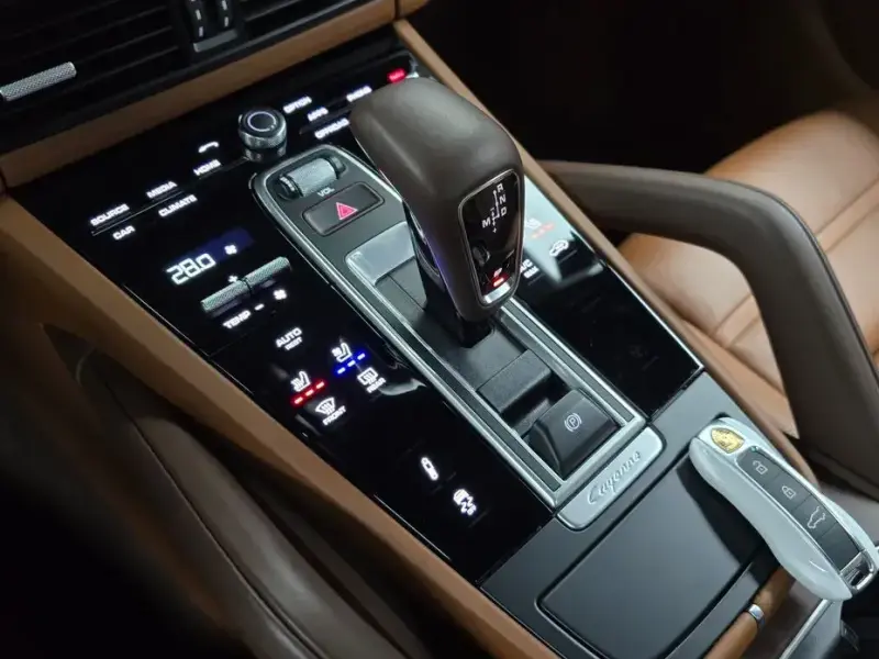 2023 Porsche Cayenne с пробегом 55 135 км