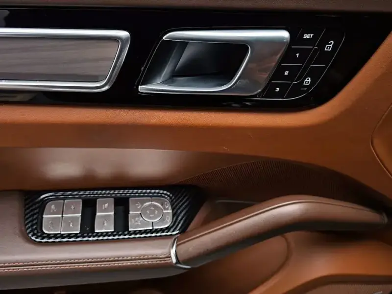 2022 Porsche Cayenne с пробегом 46 164 км