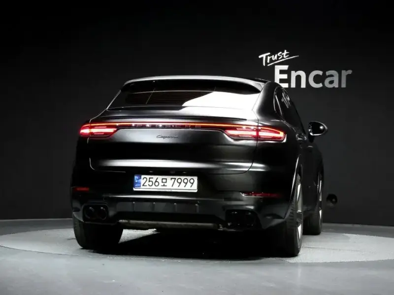 2023 Porsche Cayenne с пробегом 32 072 км