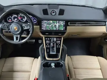 2023 Porsche Cayenne с пробегом 56 552 км