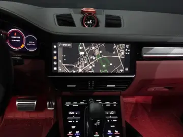 2023 Porsche Cayenne с пробегом 32 072 км