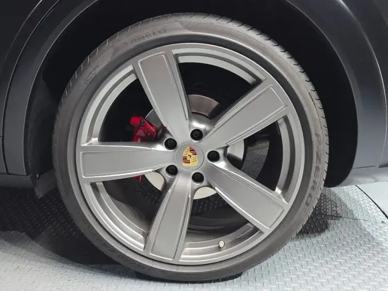 2023 Porsche Cayenne с пробегом 32 072 км